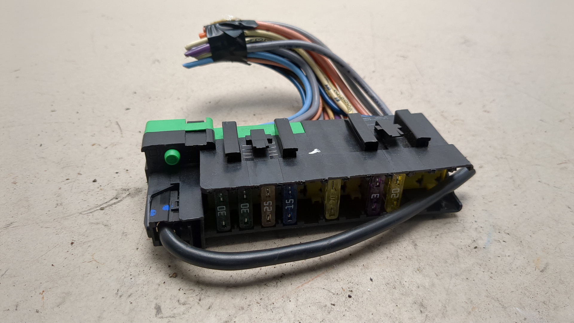 Блок предохранителей