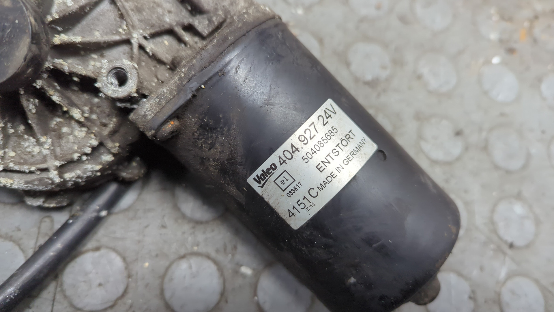 Моторчик стеклоочистителя передний