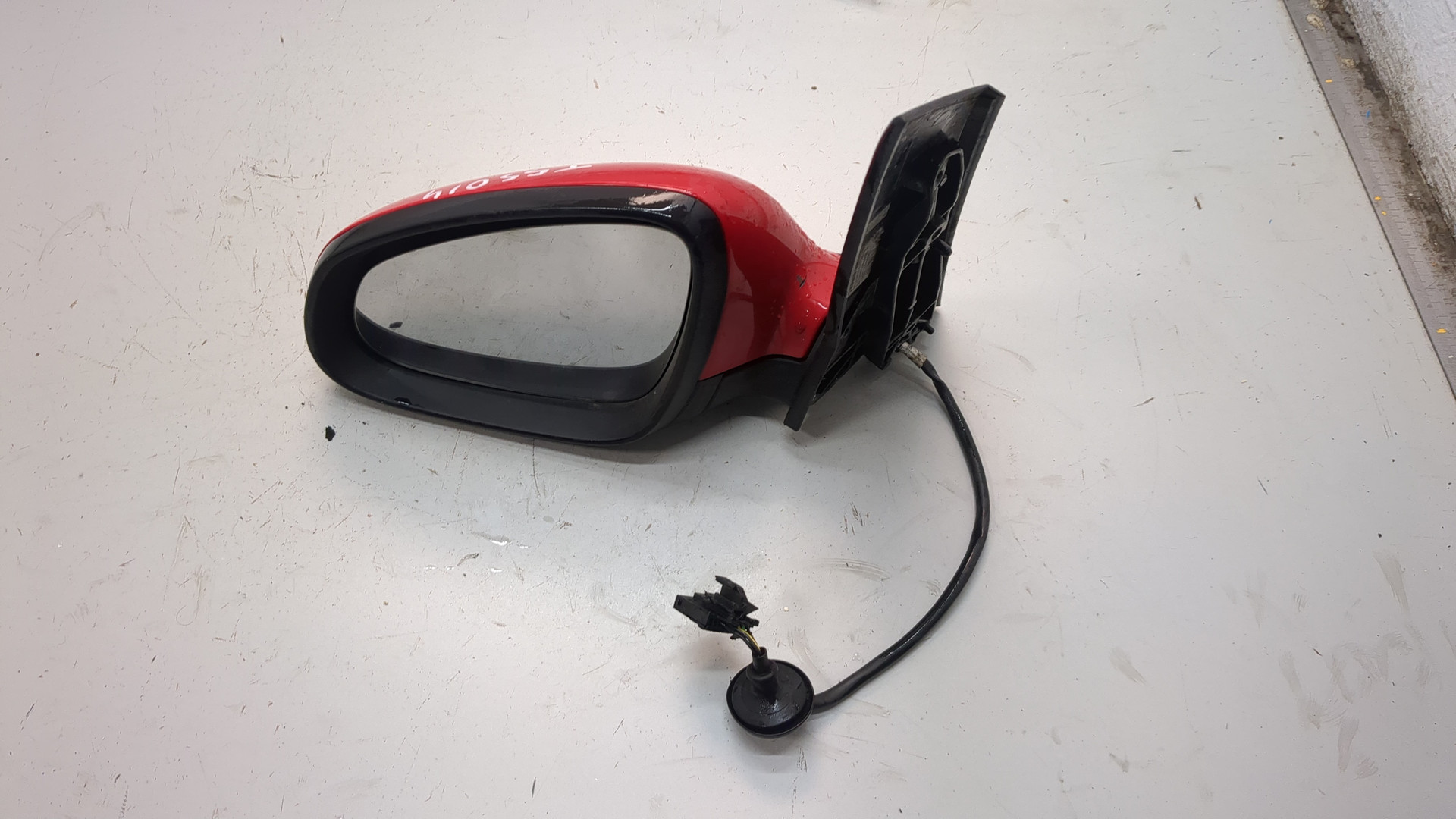 Зеркало левое электрическое