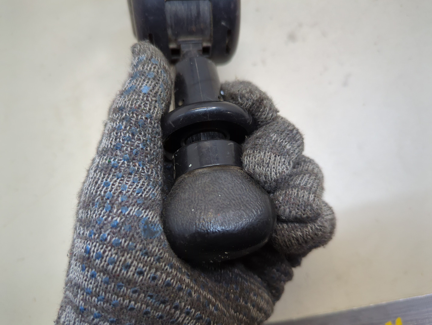 Кран ручного тормоза