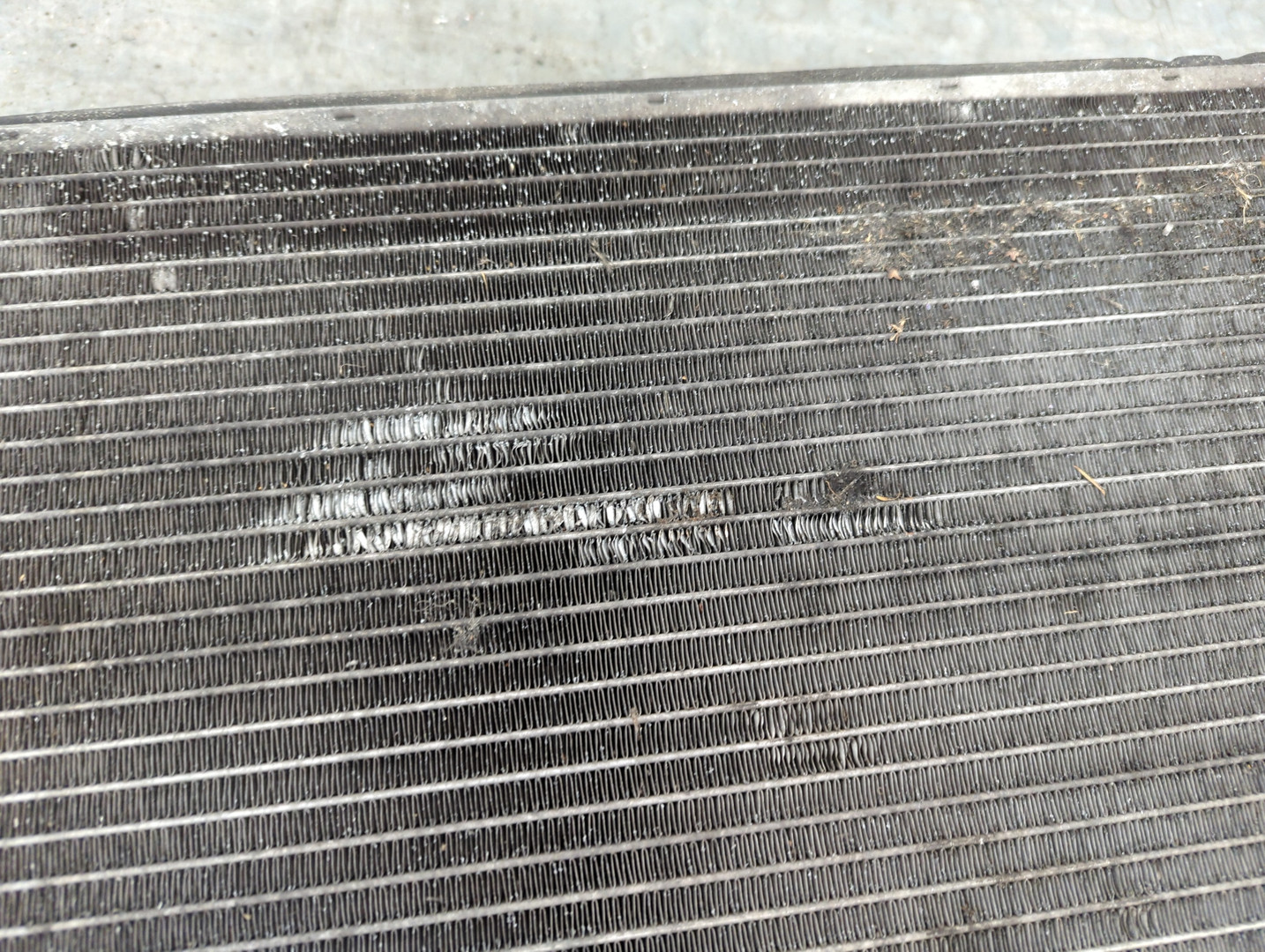 Радиатор охлаждения двигателя основной