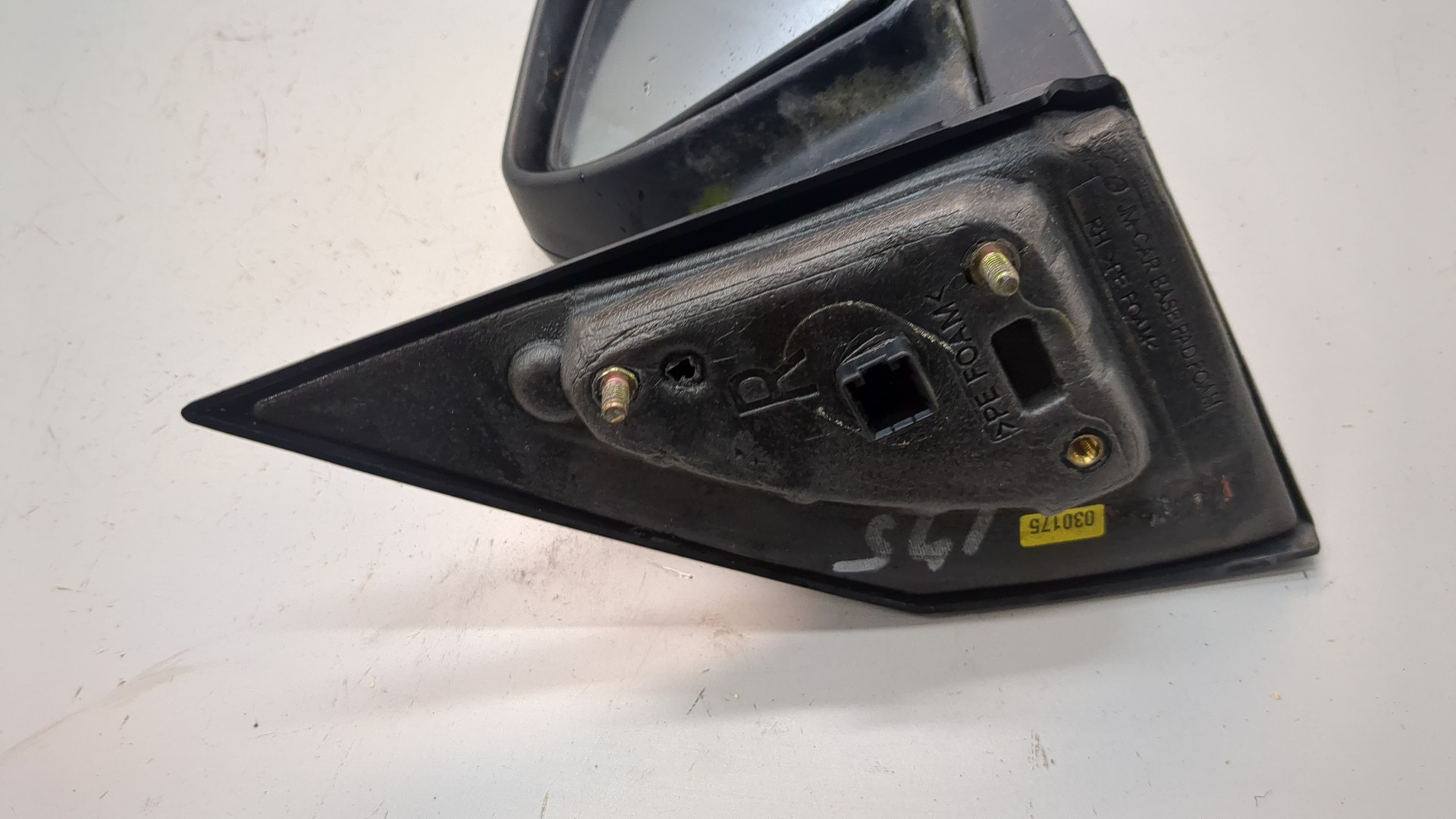 Зеркало правое электрическое