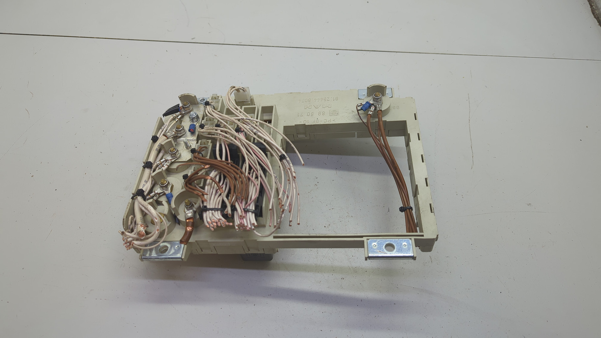 Блок предохранителей