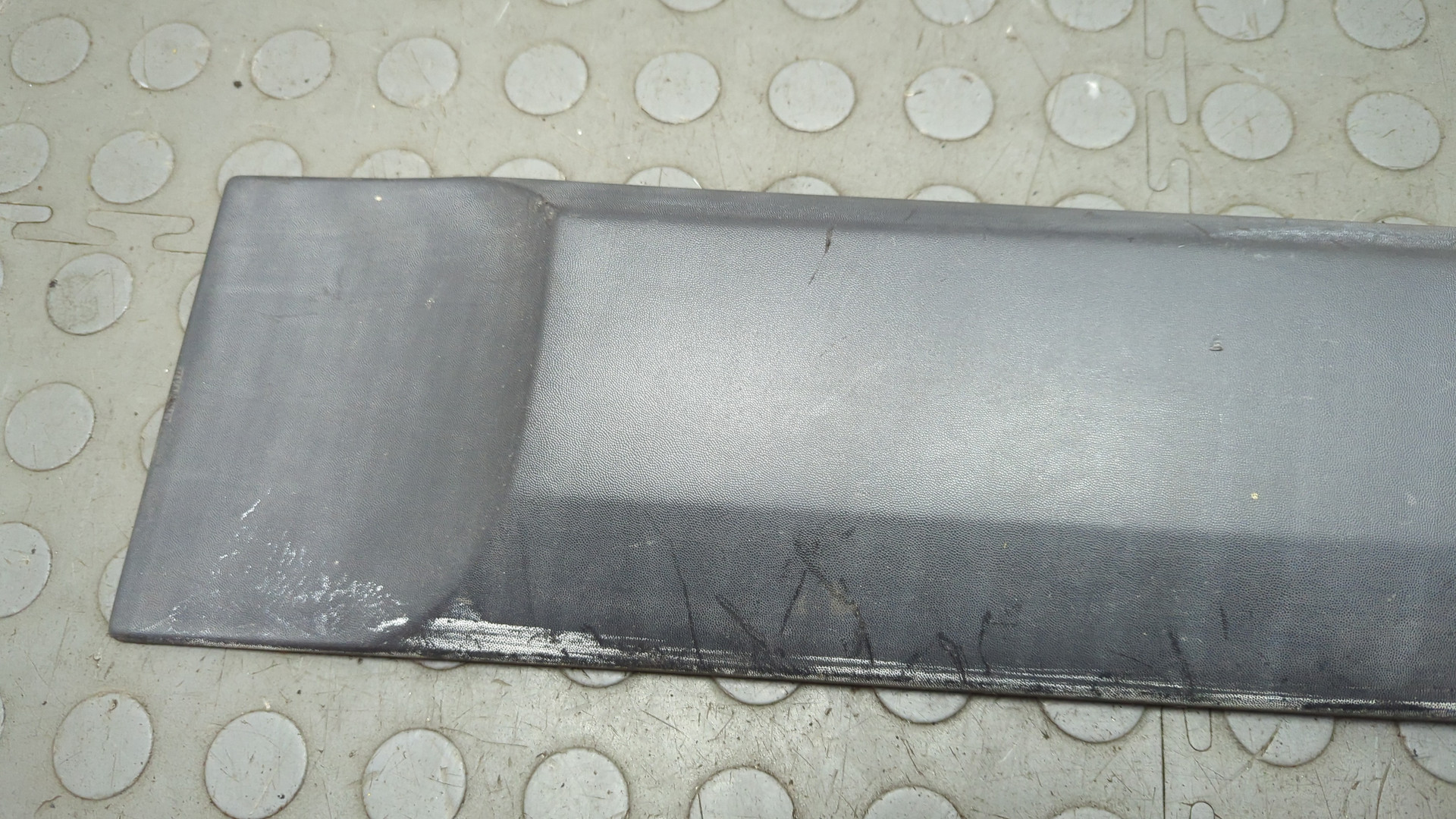 Молдинг двери