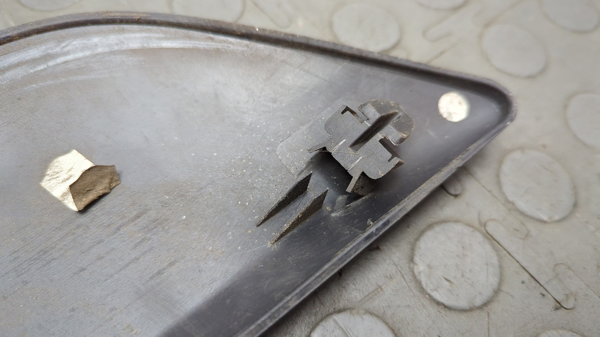 Молдинг двери