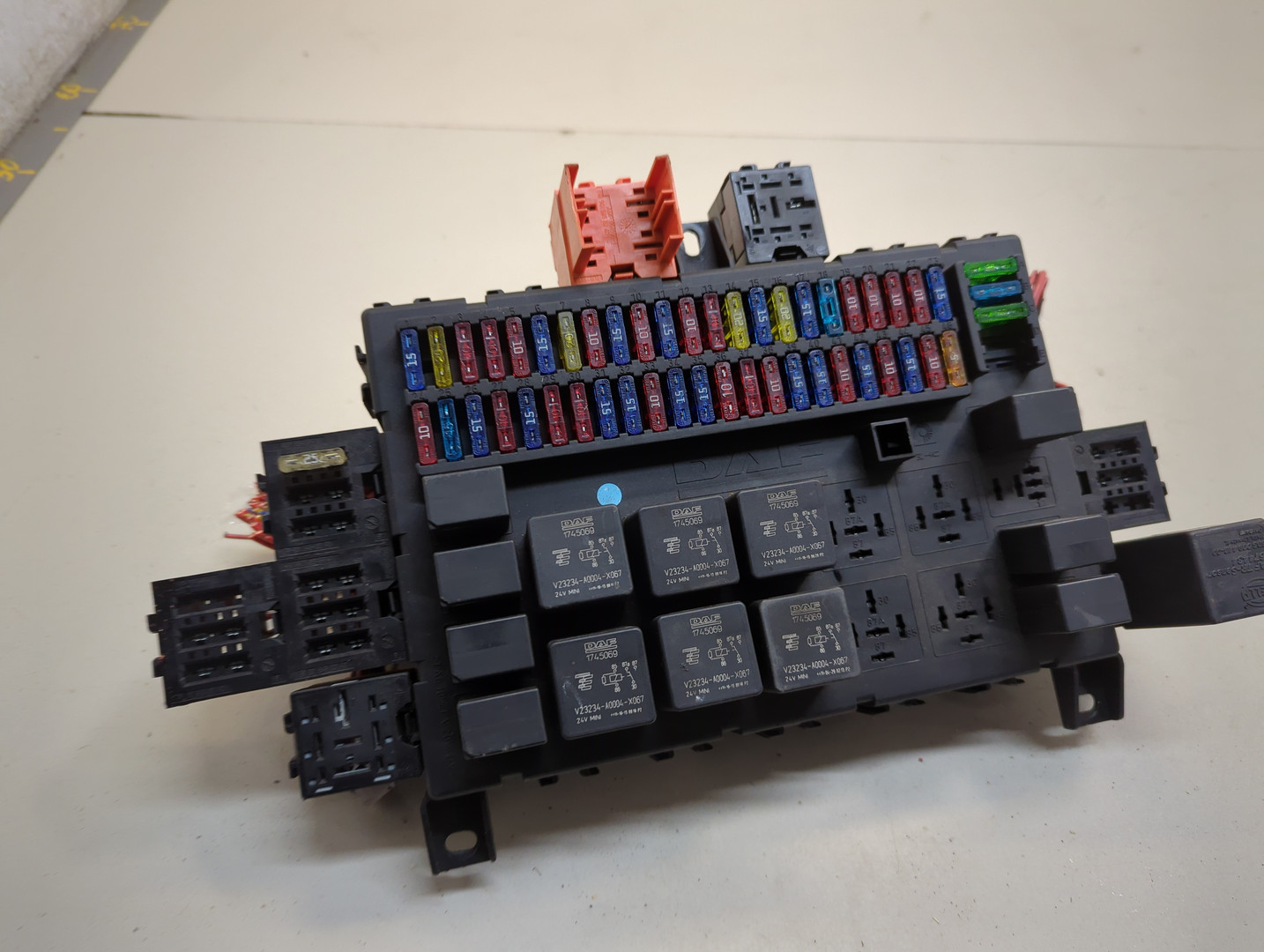 Блок предохранителей