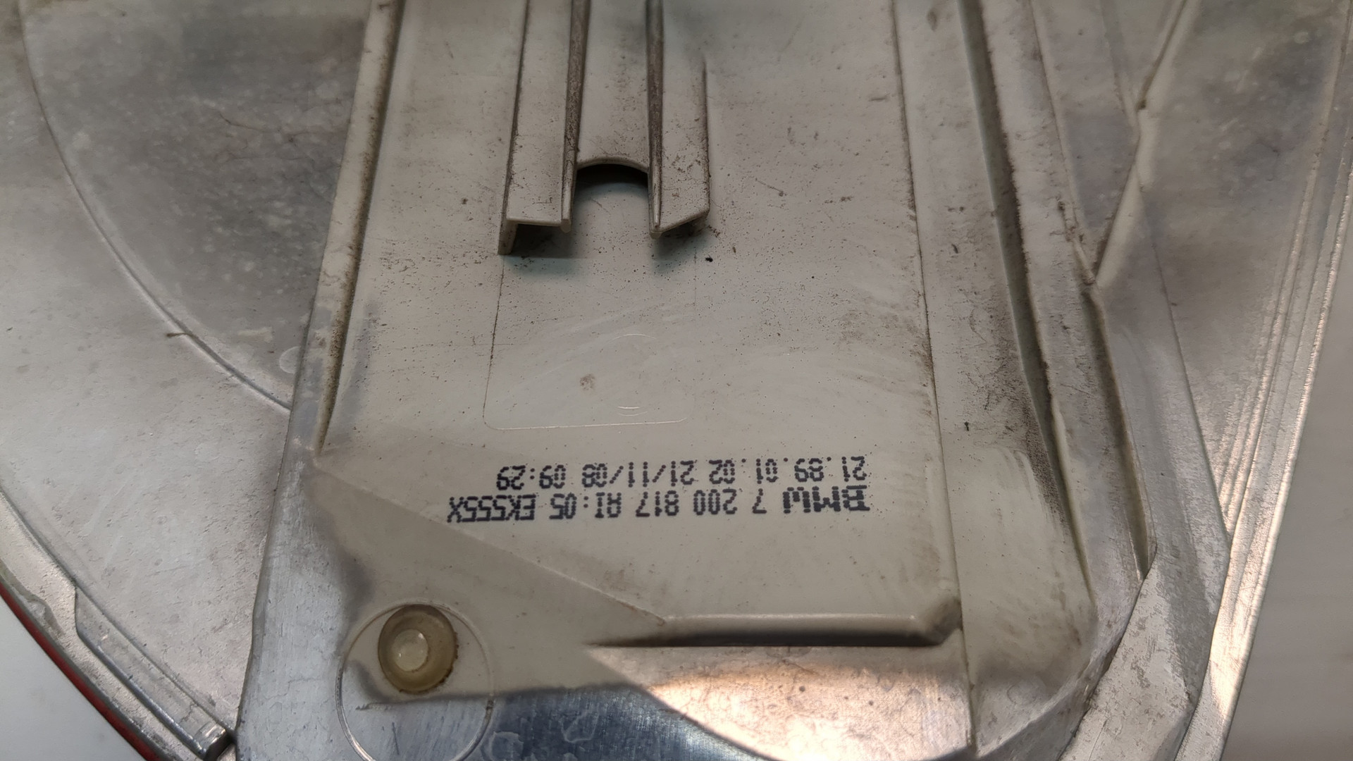 Фонарь задний левый