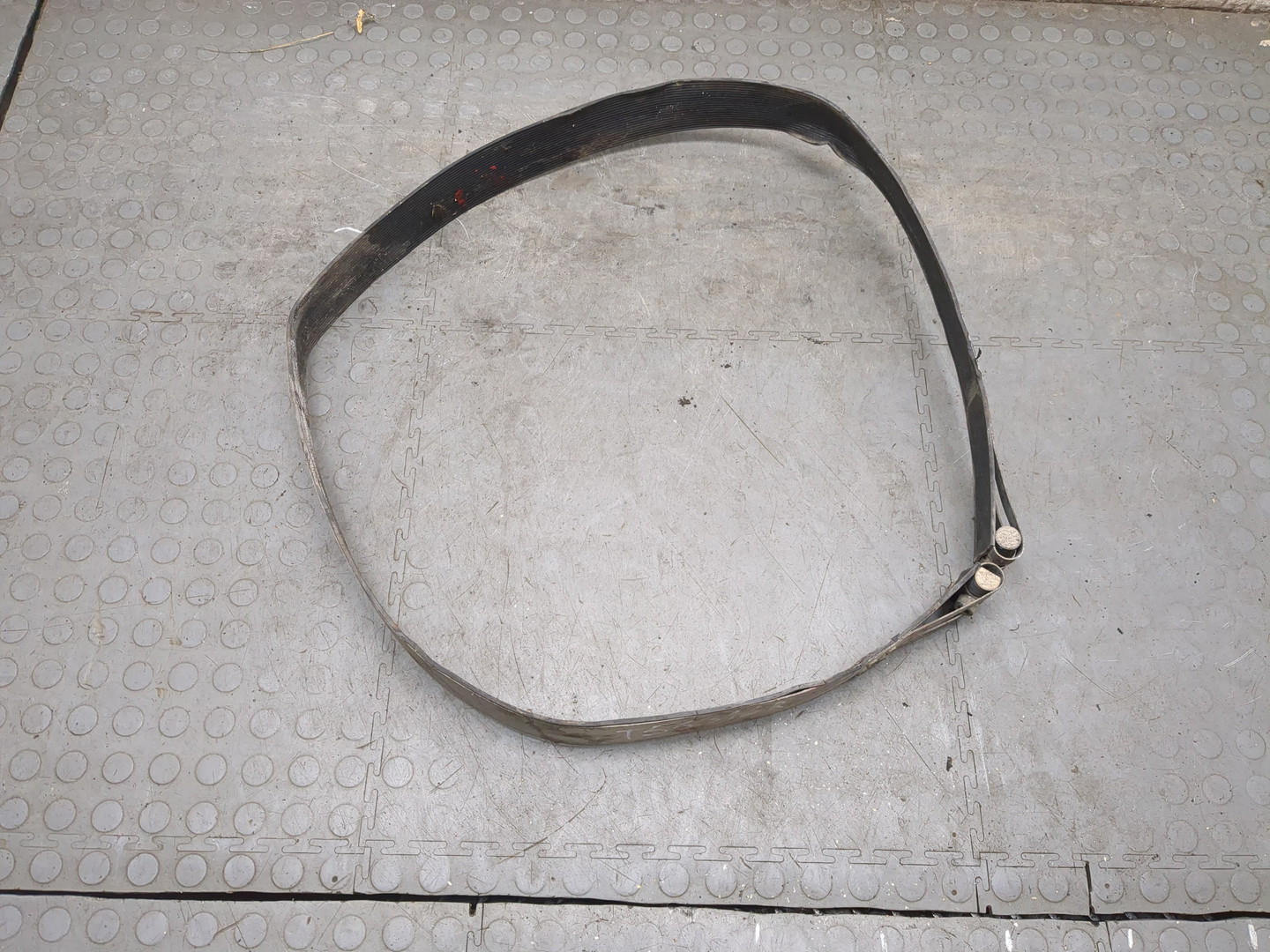 Лента крепления бензобака