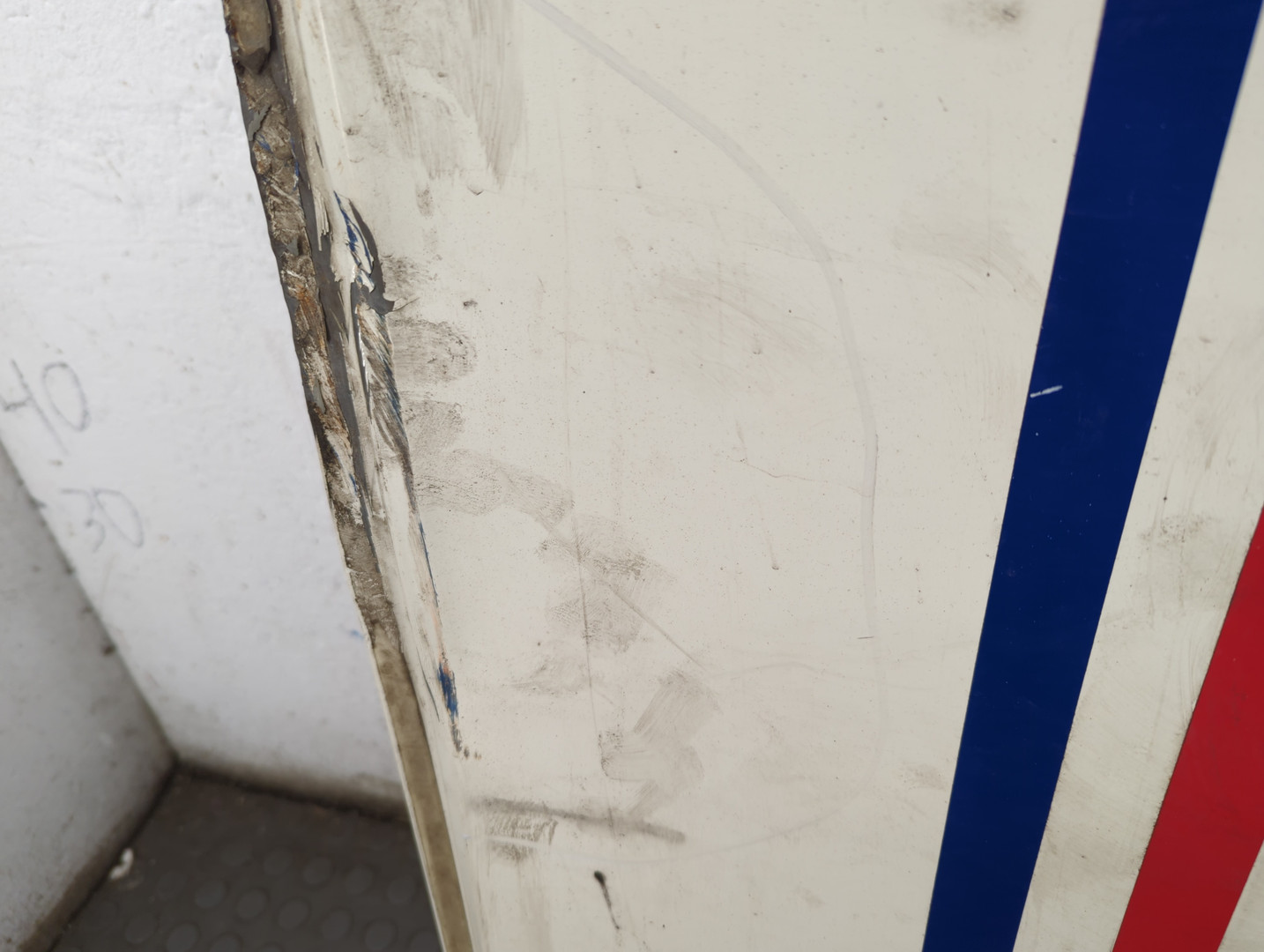 Дверь передняя левая