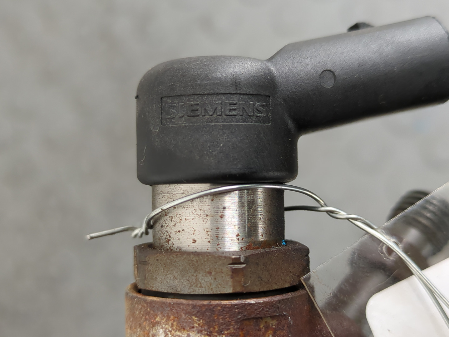 Форсунка дизельная электрическая