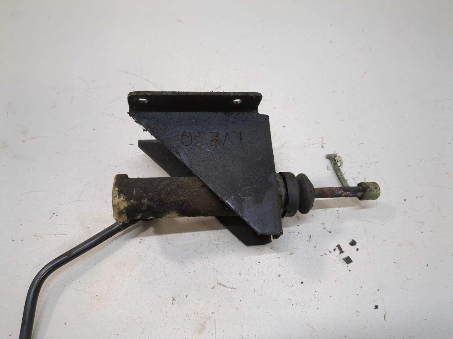 Цилиндр сцепления рабочий