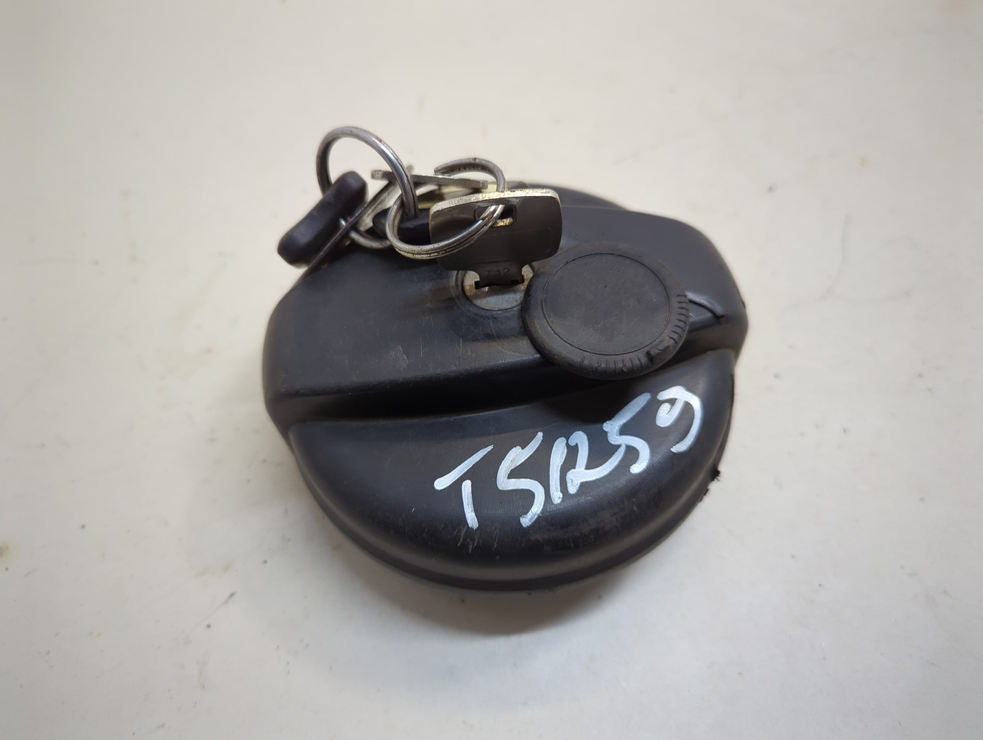 Крышка бензобака