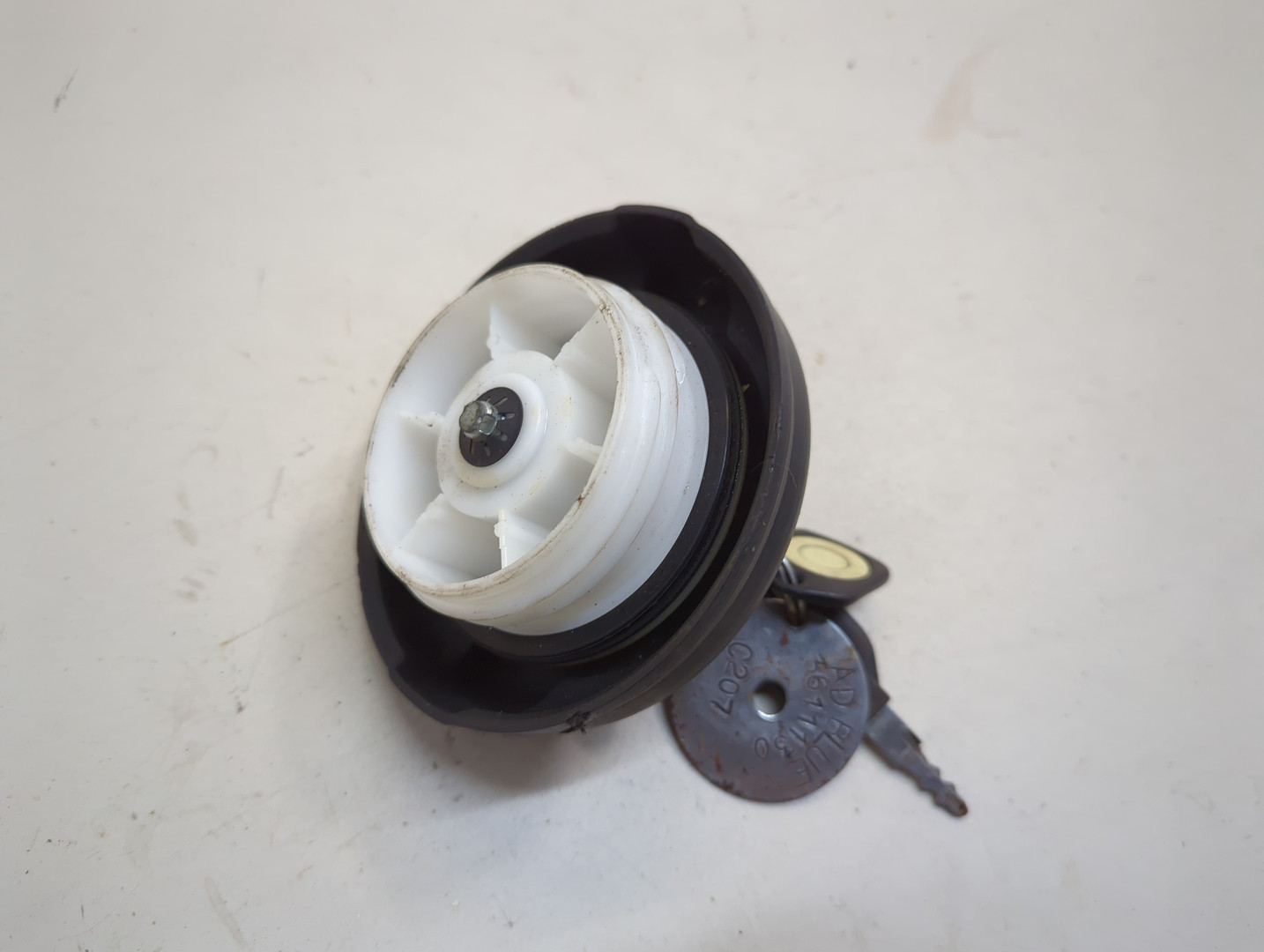 Крышка бензобака