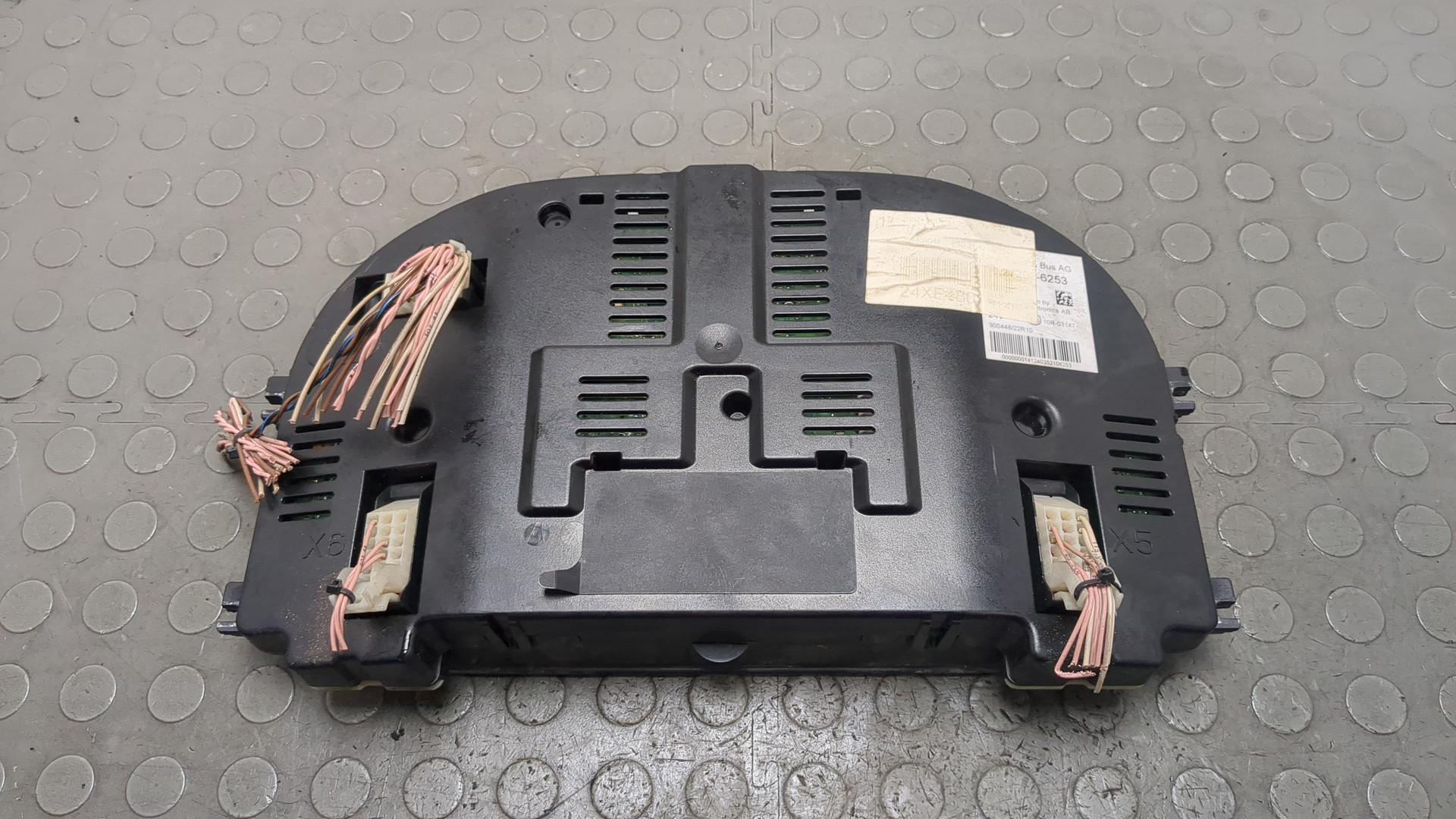 Панель приборов