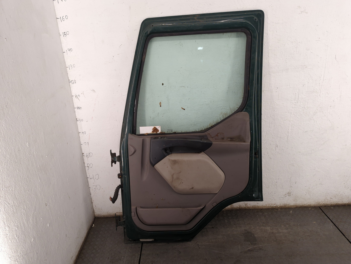 Дверь передняя правая