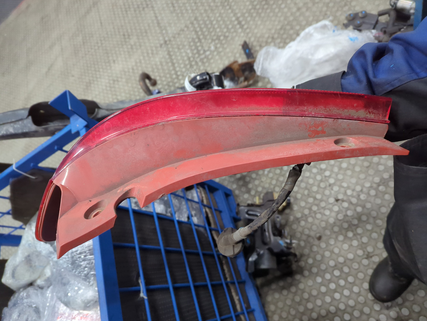 Фонарь задний правый