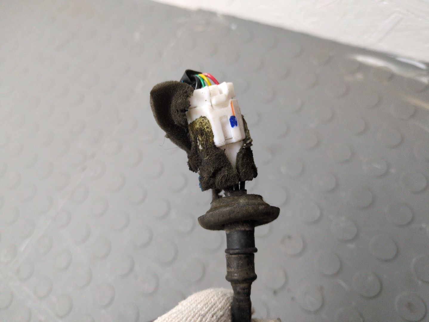 Фонарь задний левый