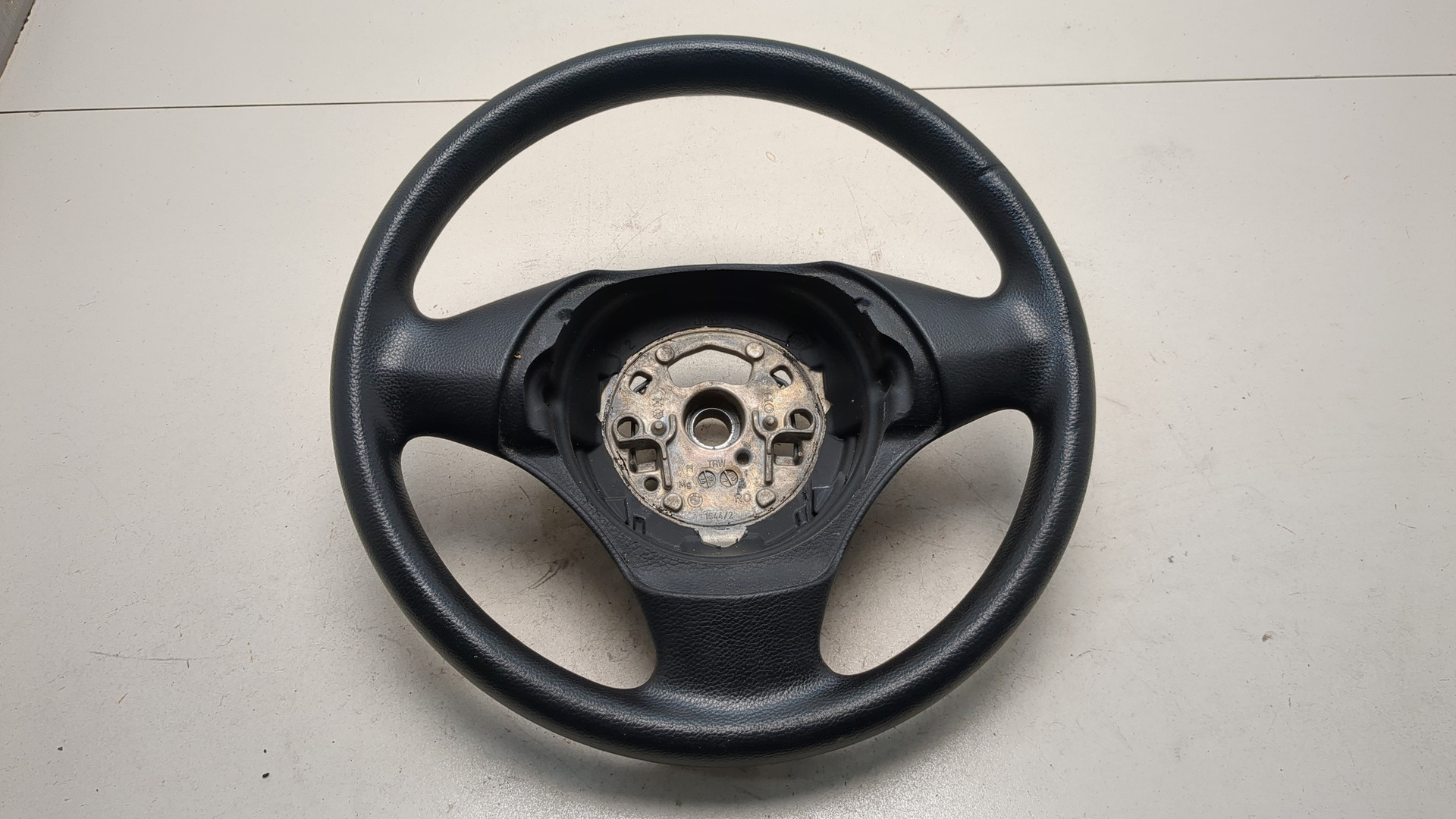 Рулевое колесо (руль)