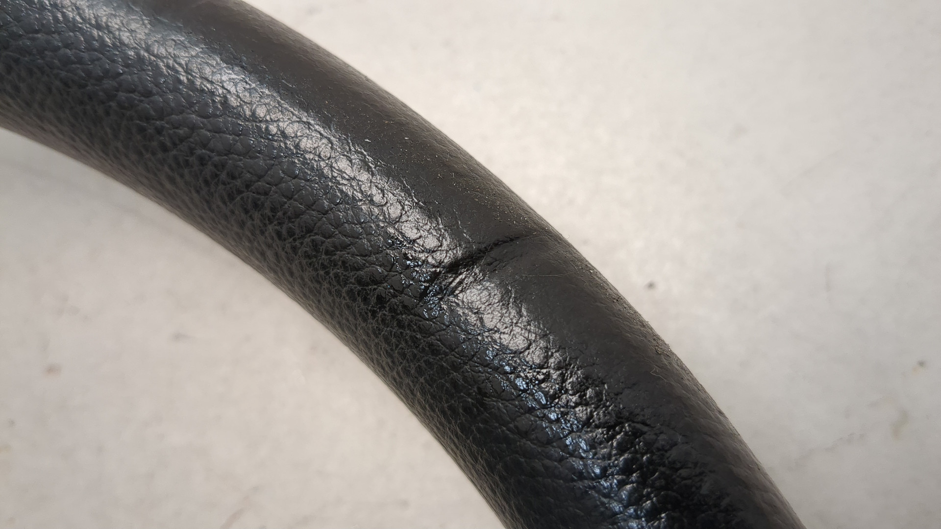 Рулевое колесо (руль)