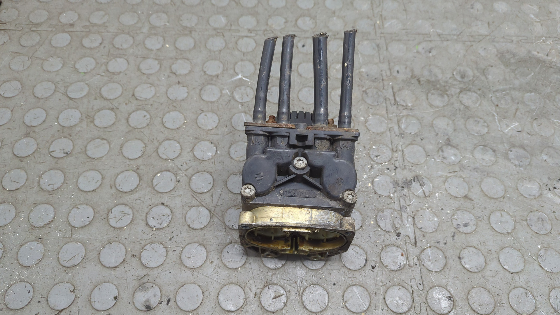 Клапан электромагнитный