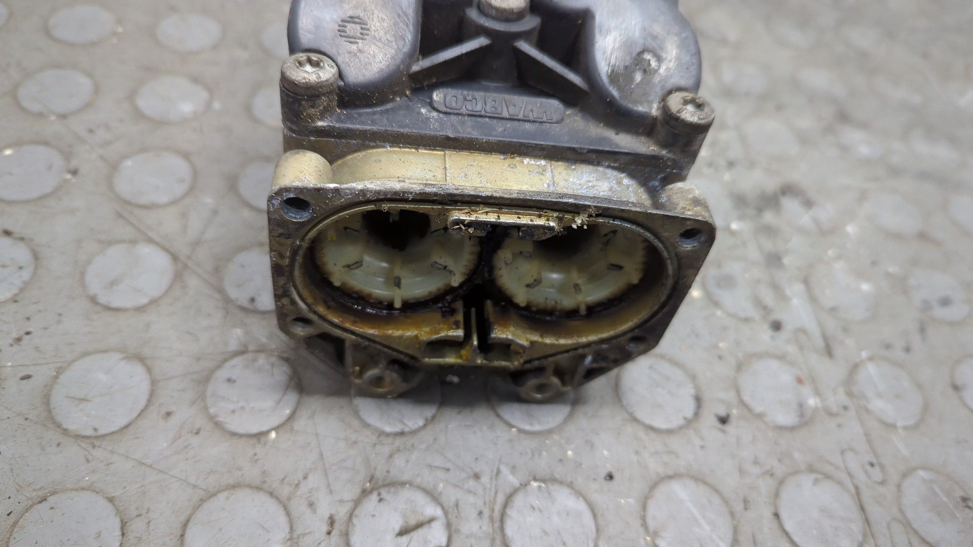 Клапан электромагнитный