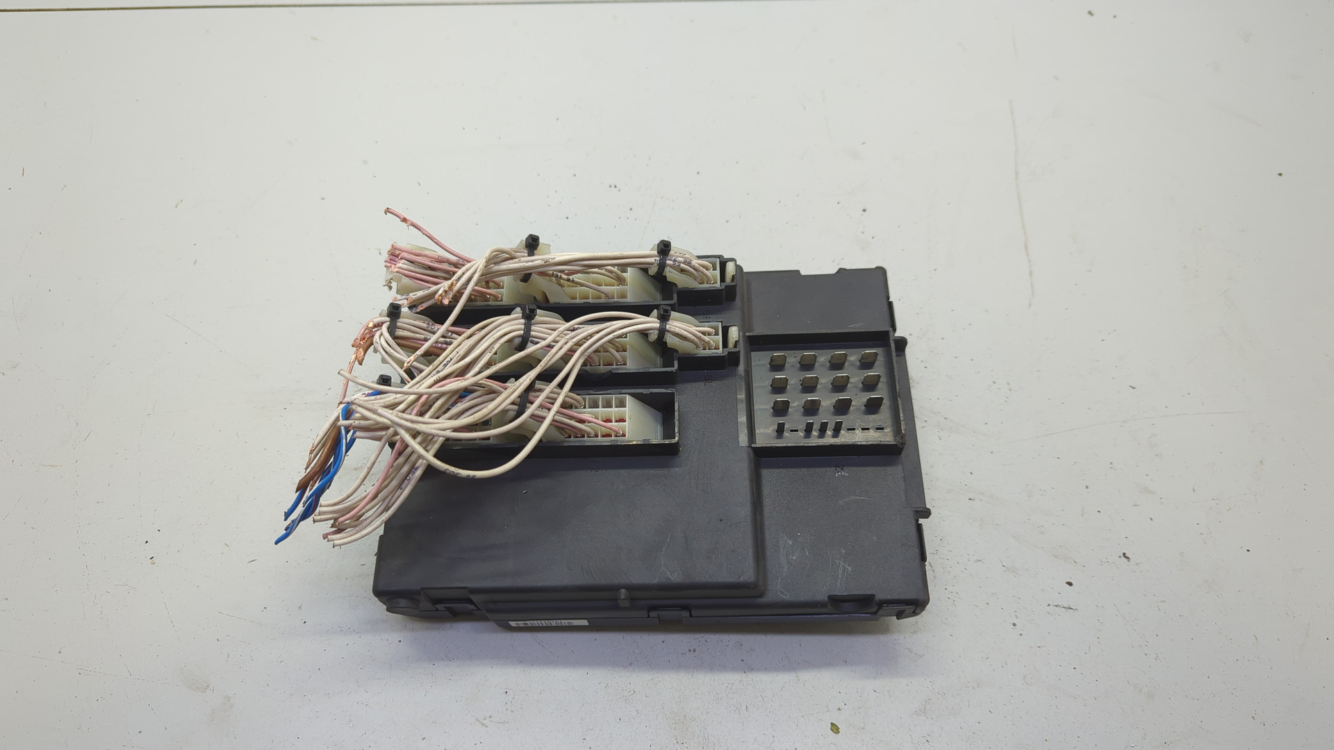 Блок управления подвеской