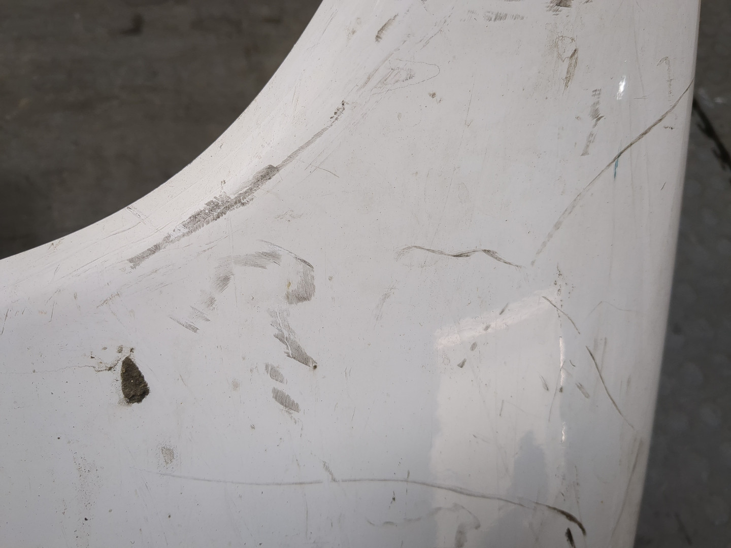 Спойлер переднего бампера левый