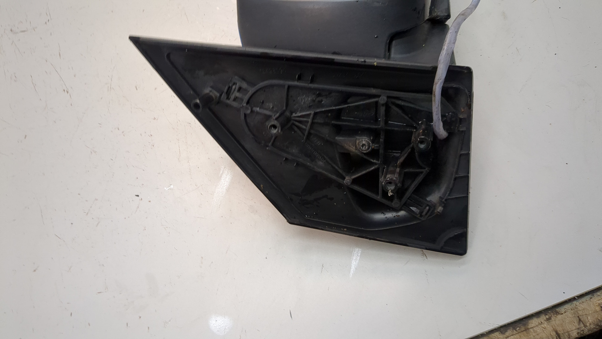 Зеркало правое электрическое