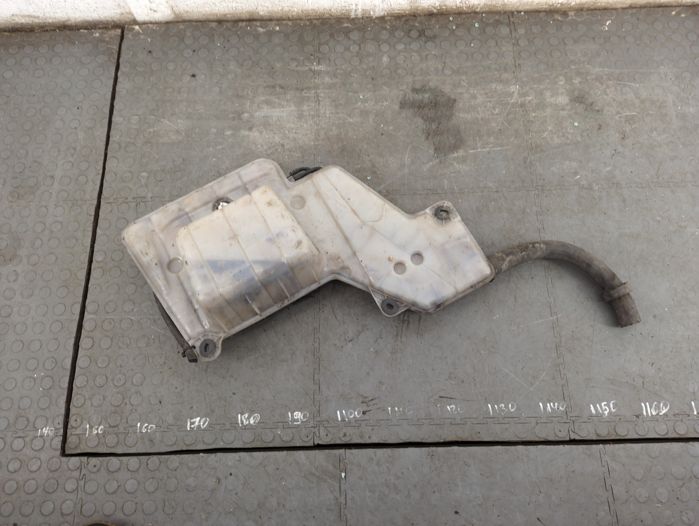 Бачок расширительный