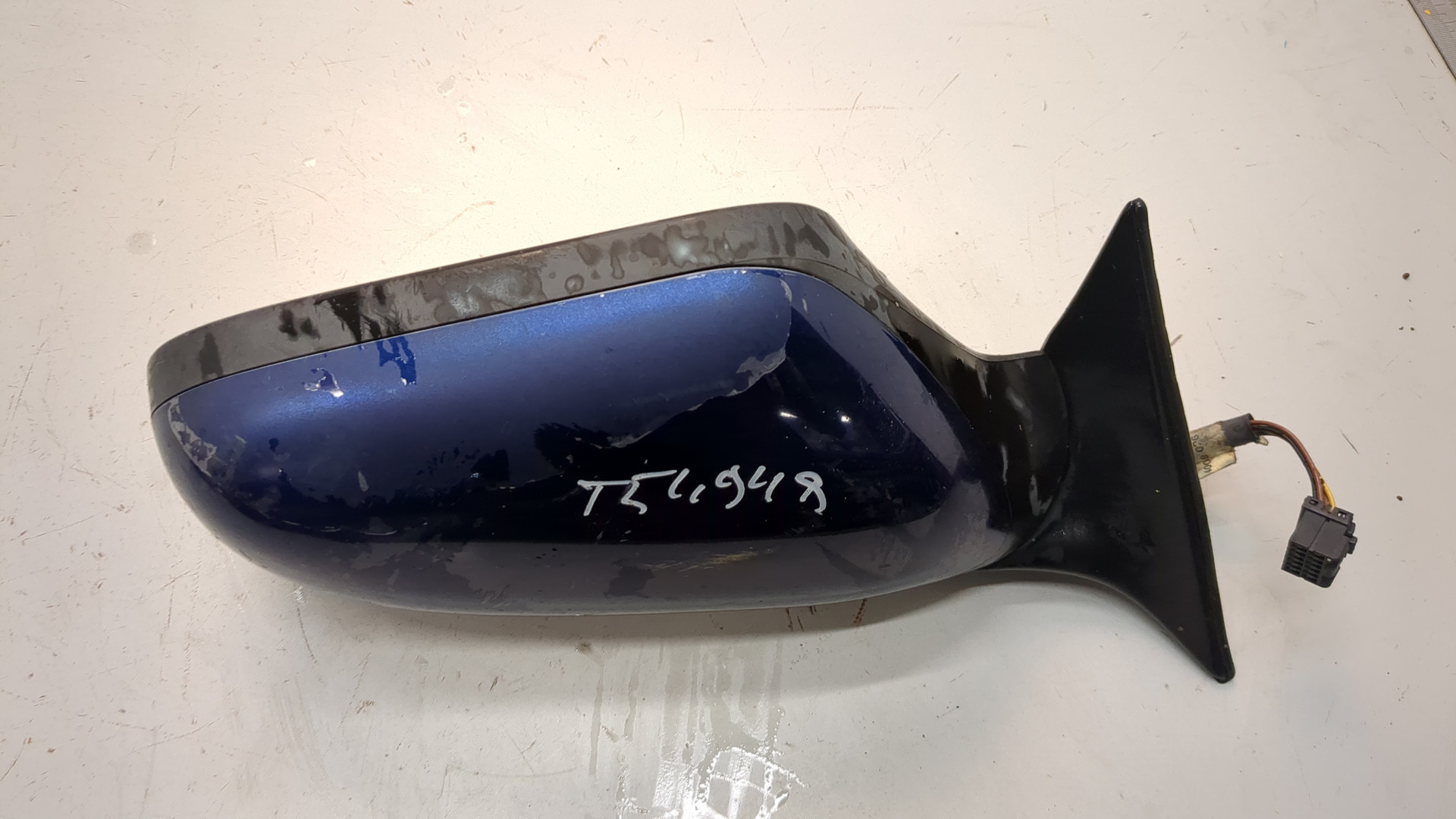 Зеркало правое электрическое