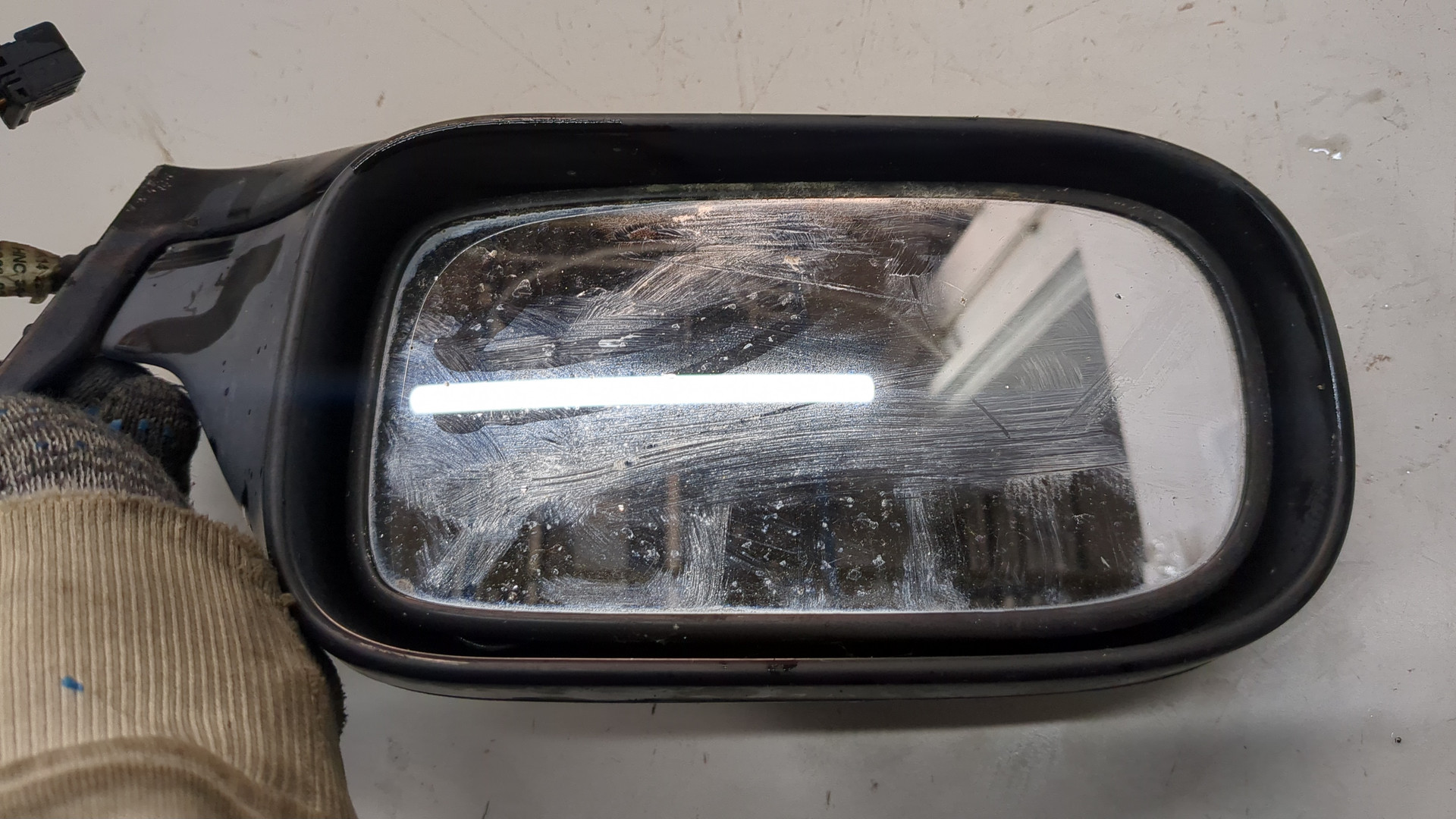 Зеркало левое электрическое