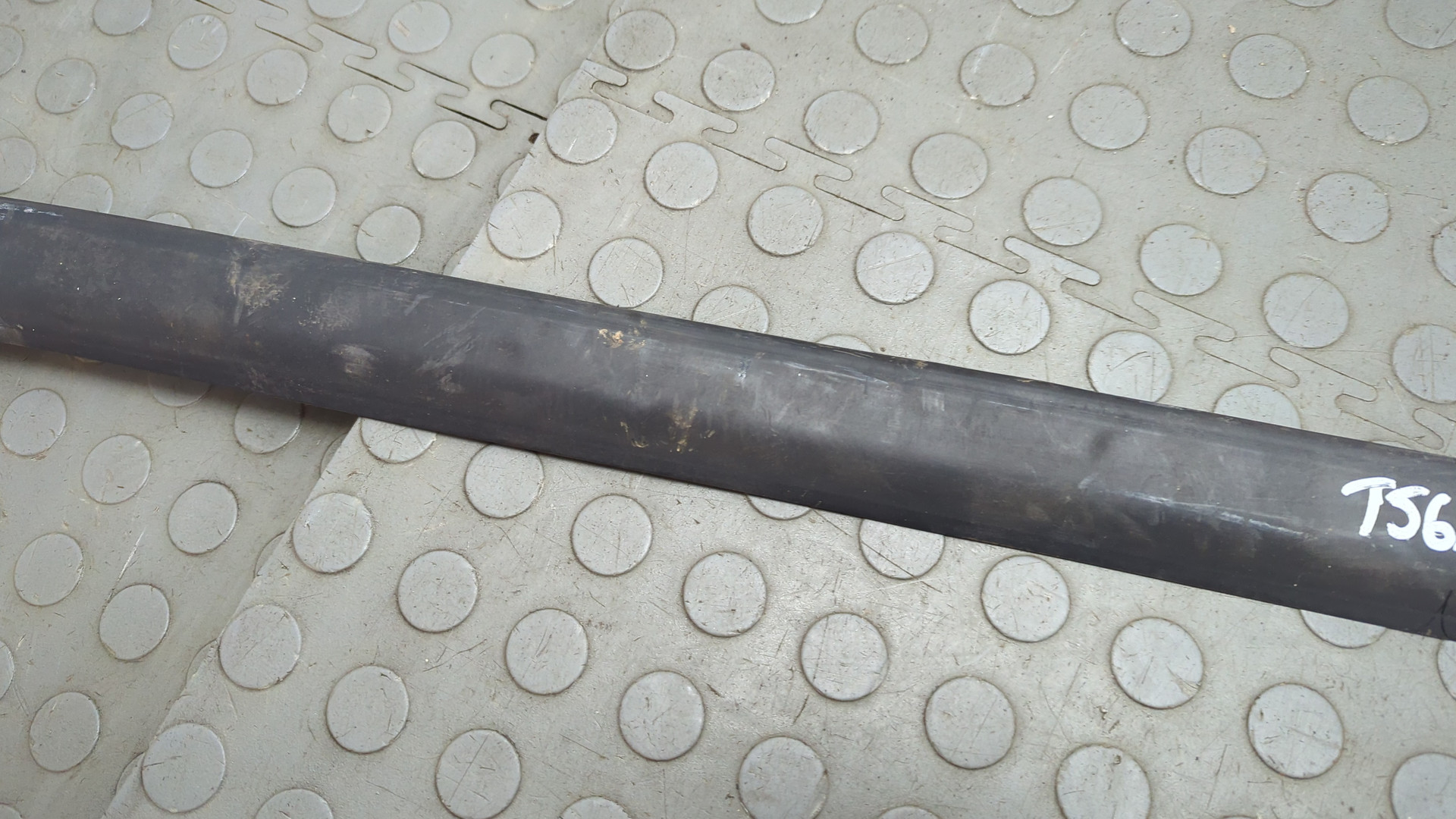 Молдинг лобового стекла