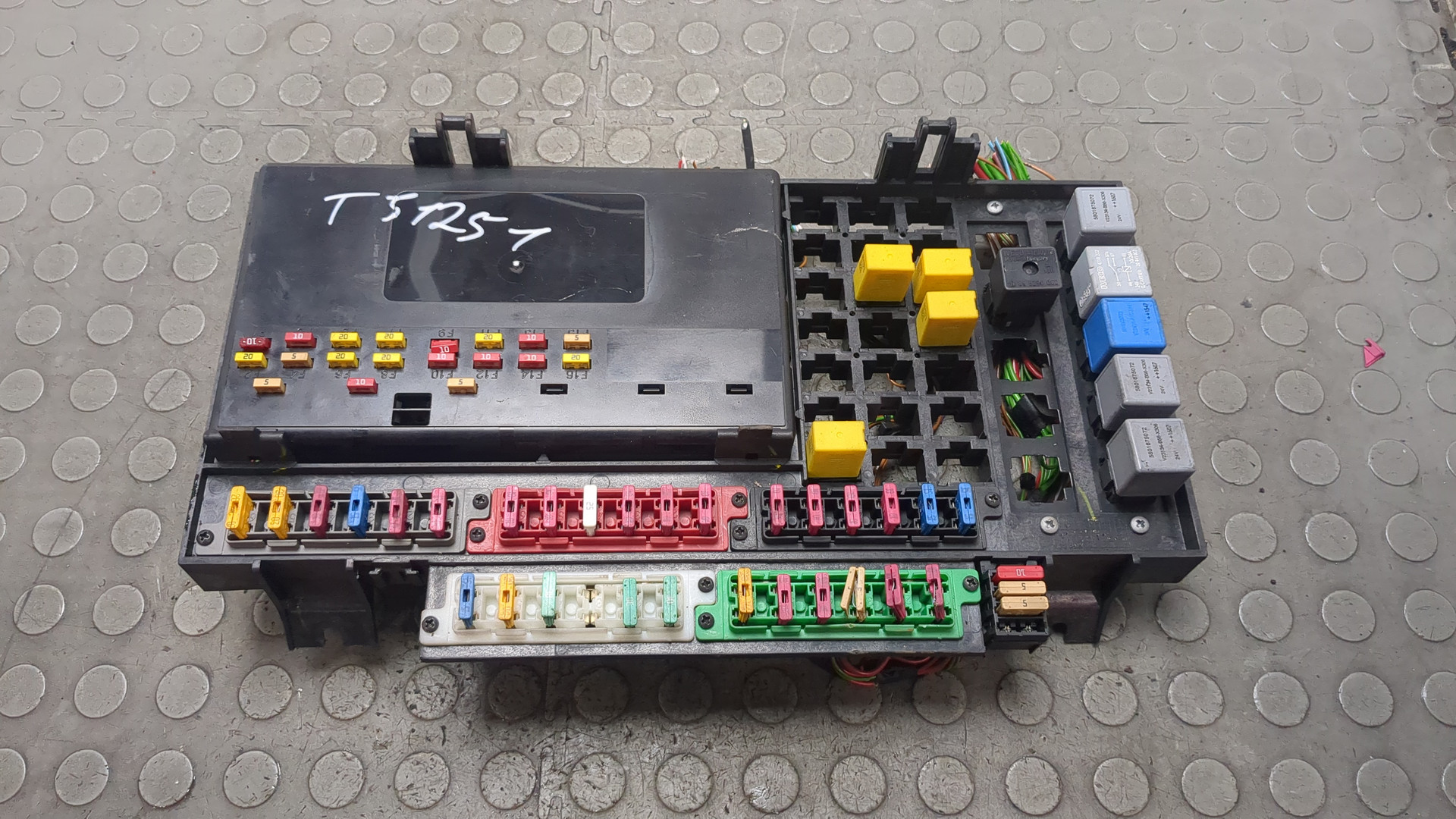 Блок предохранителей