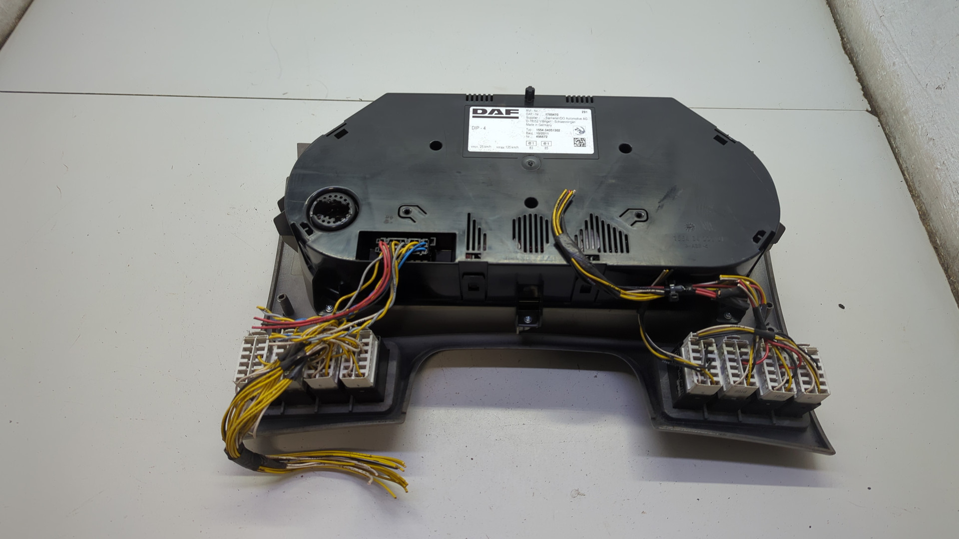 Панель приборов