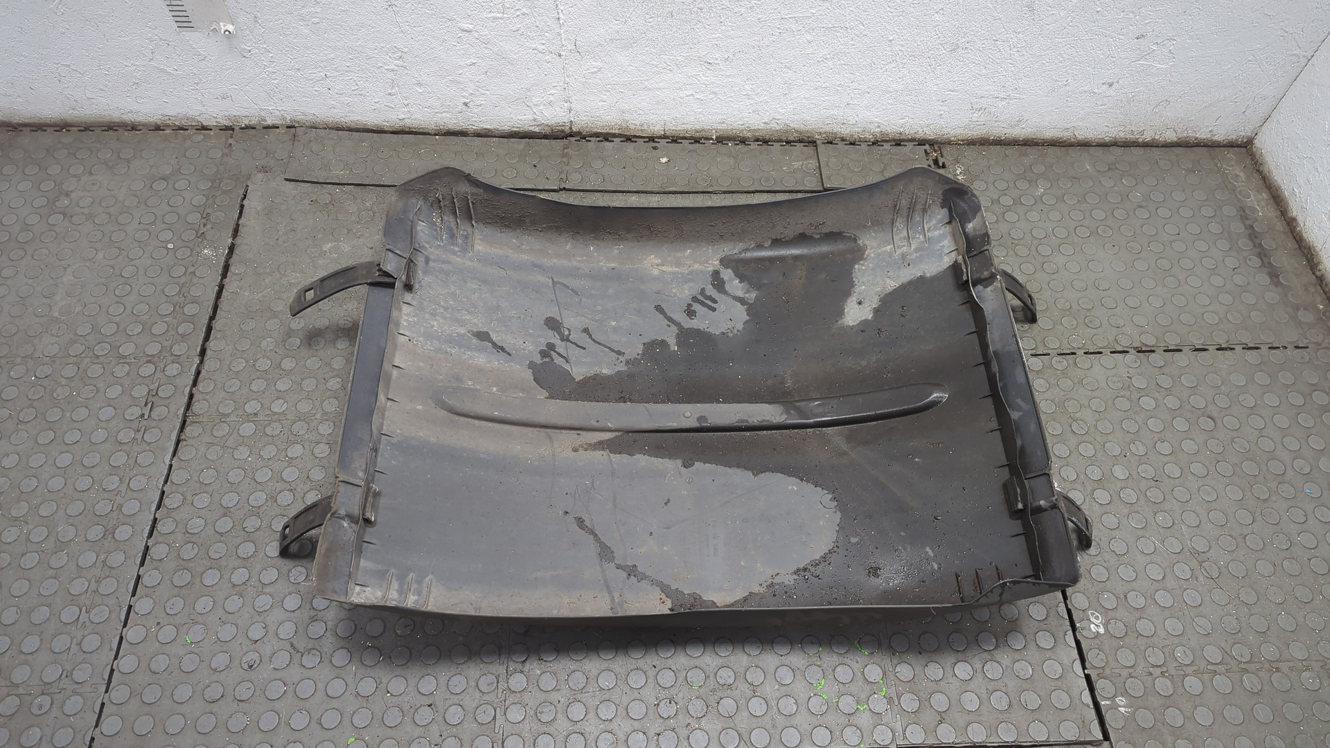 Крыло заднее правое