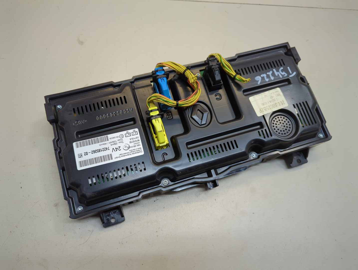 Панель приборов