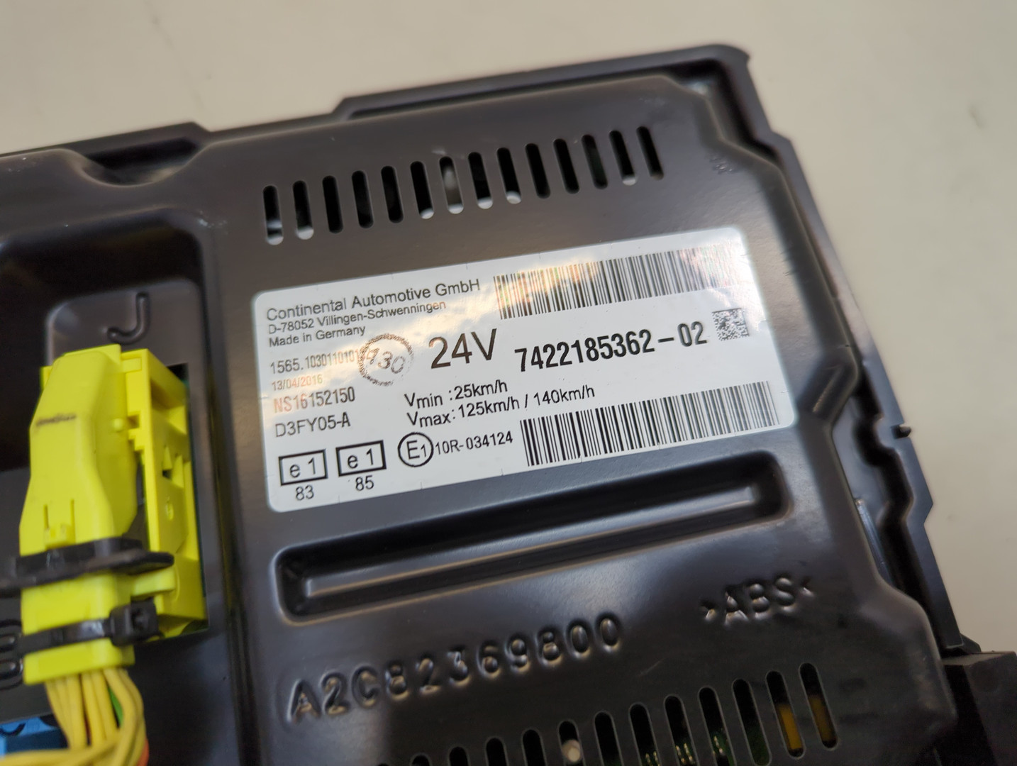 Панель приборов