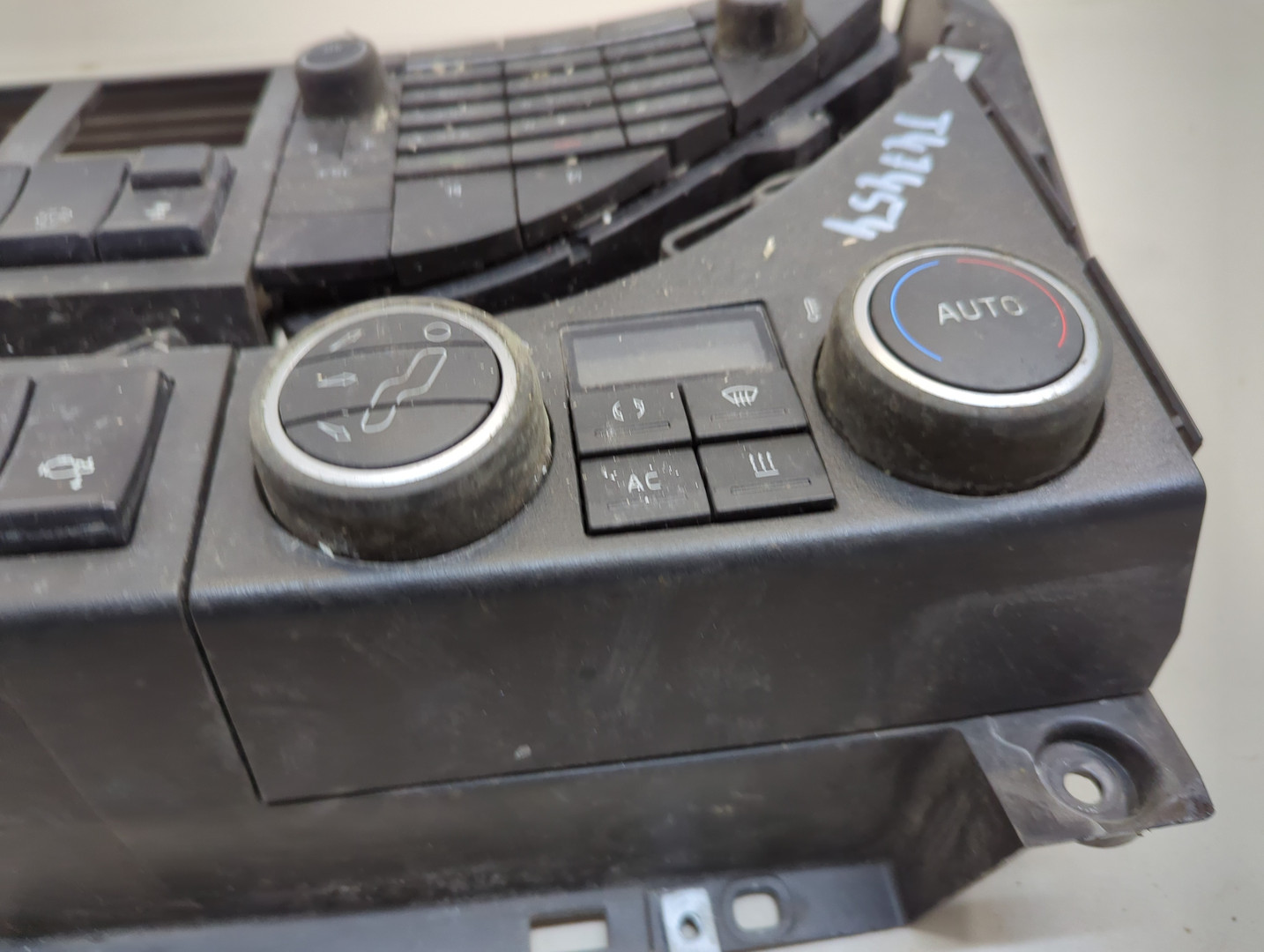 Переключатель отопителя