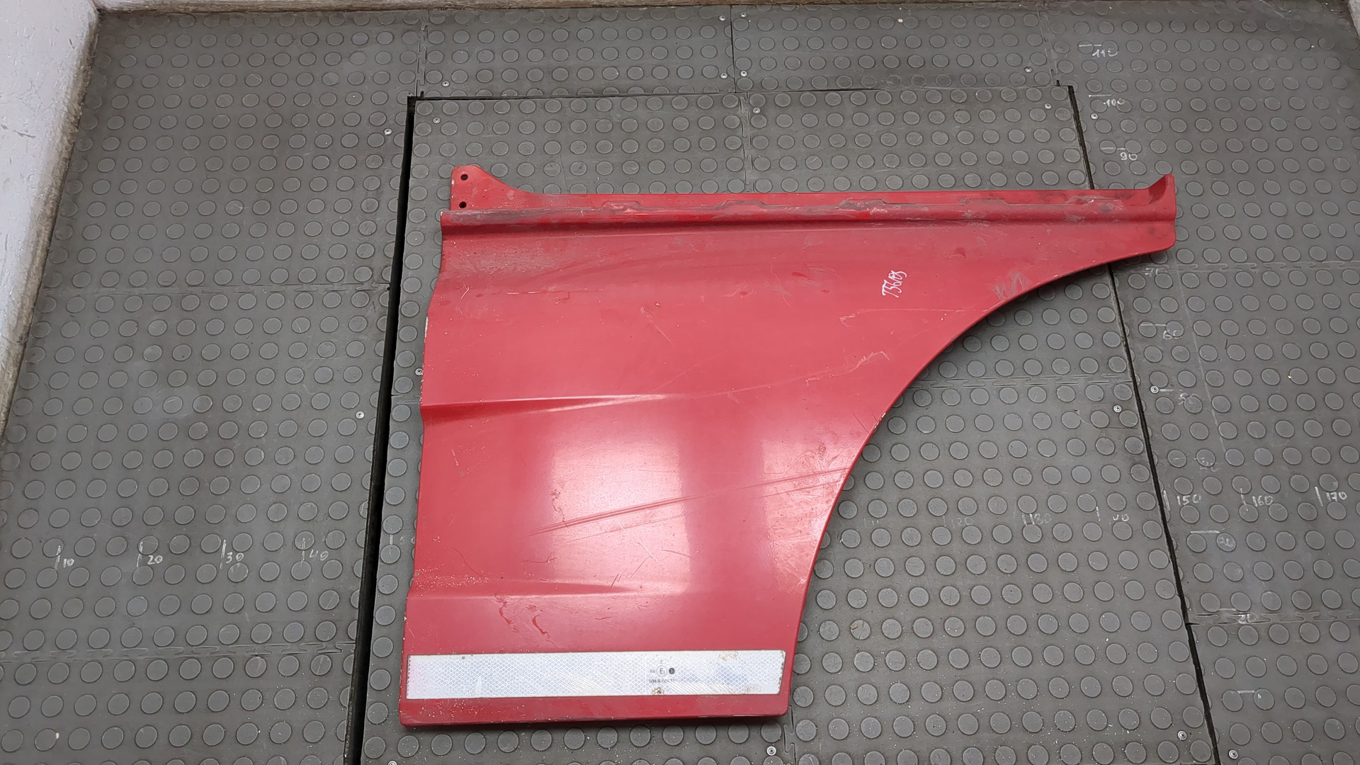 Уплотнитель двери