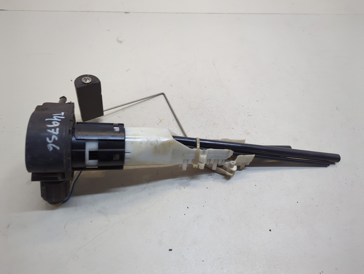 Датчик уровня топлива