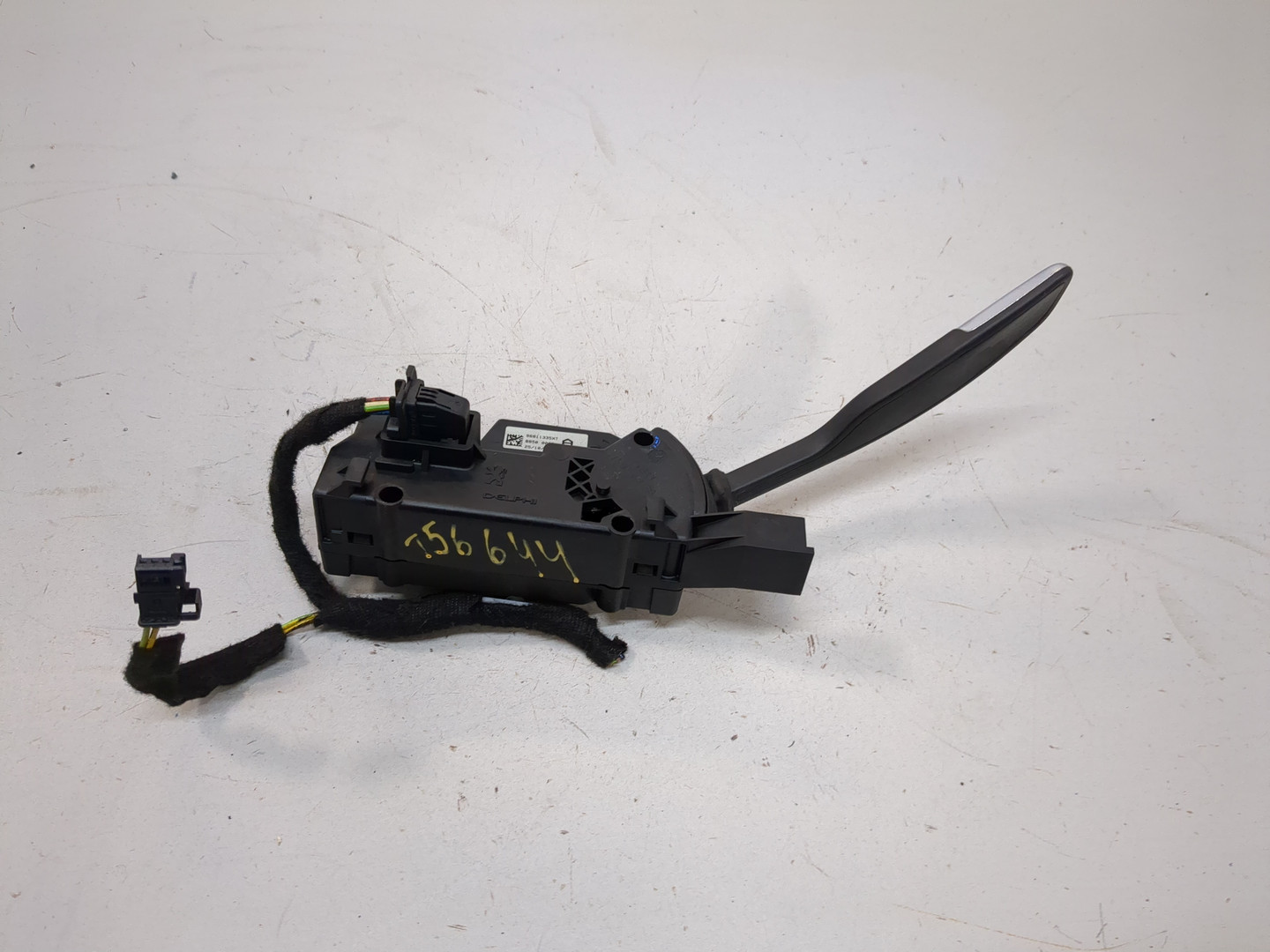 Кулиса МКПП / АКПП