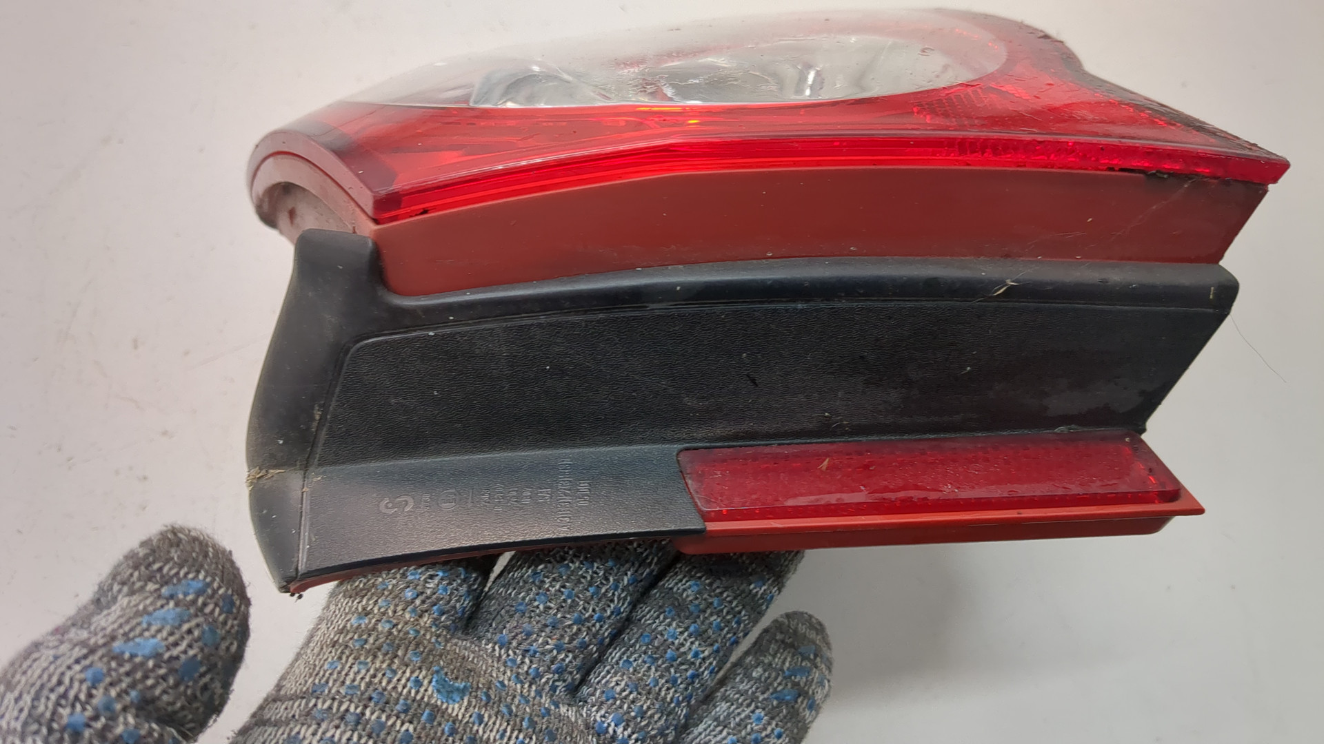 Фонарь задний правый