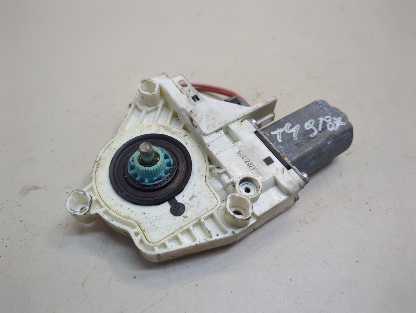 Моторчик стеклоподъемника