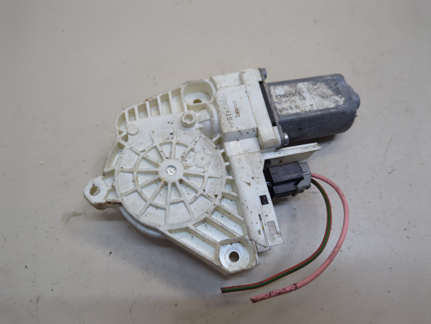 Моторчик стеклоподъемника