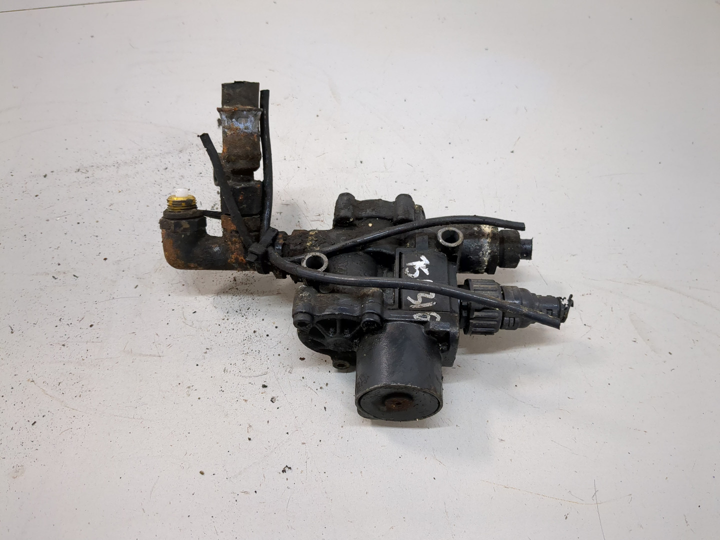 Клапан электромагнитный