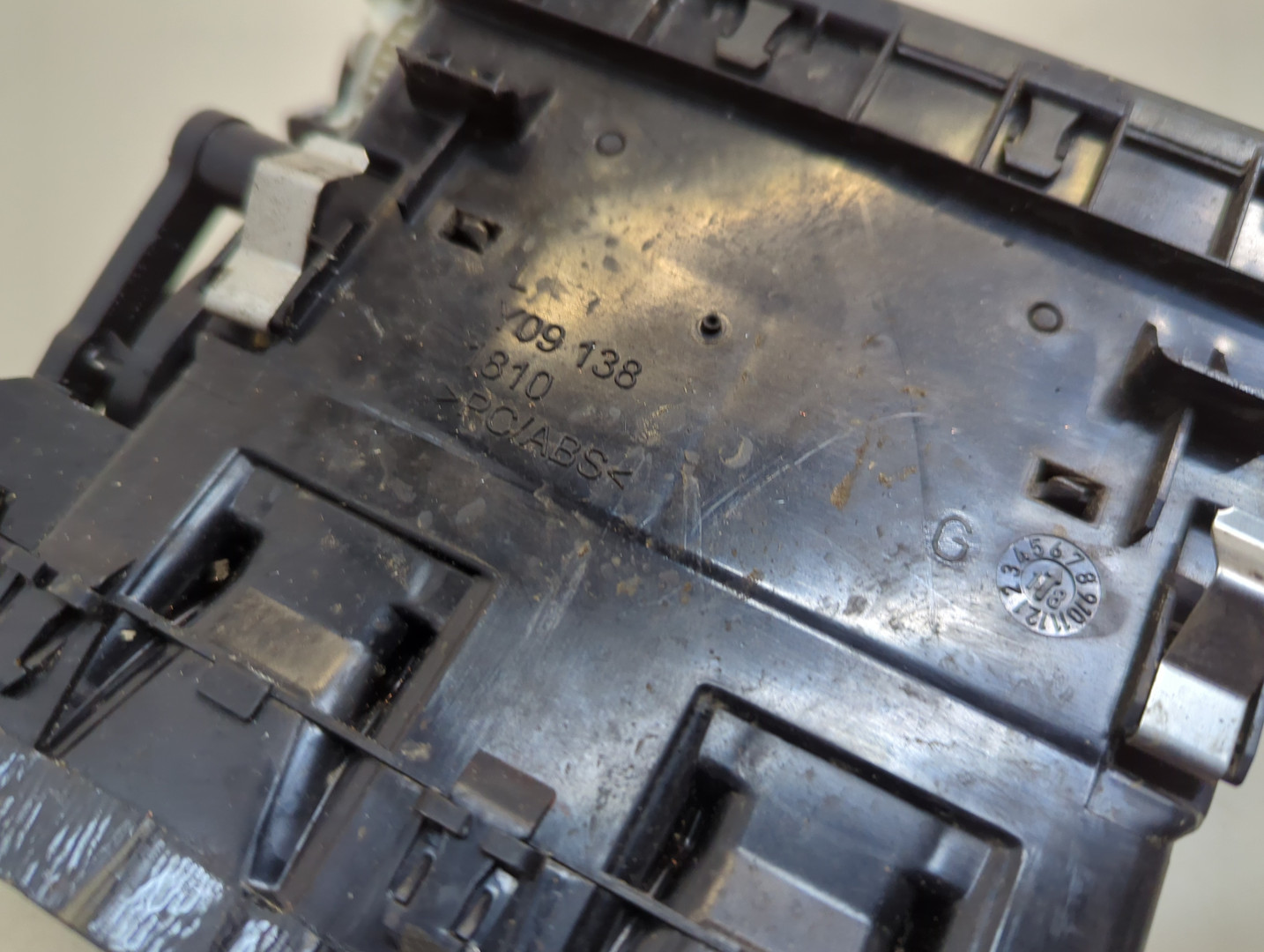 Дефлектор воздушный