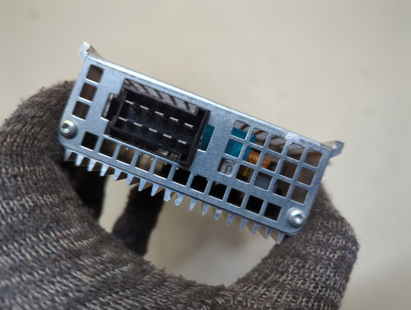 Преобразователь напряжения (адаптер)