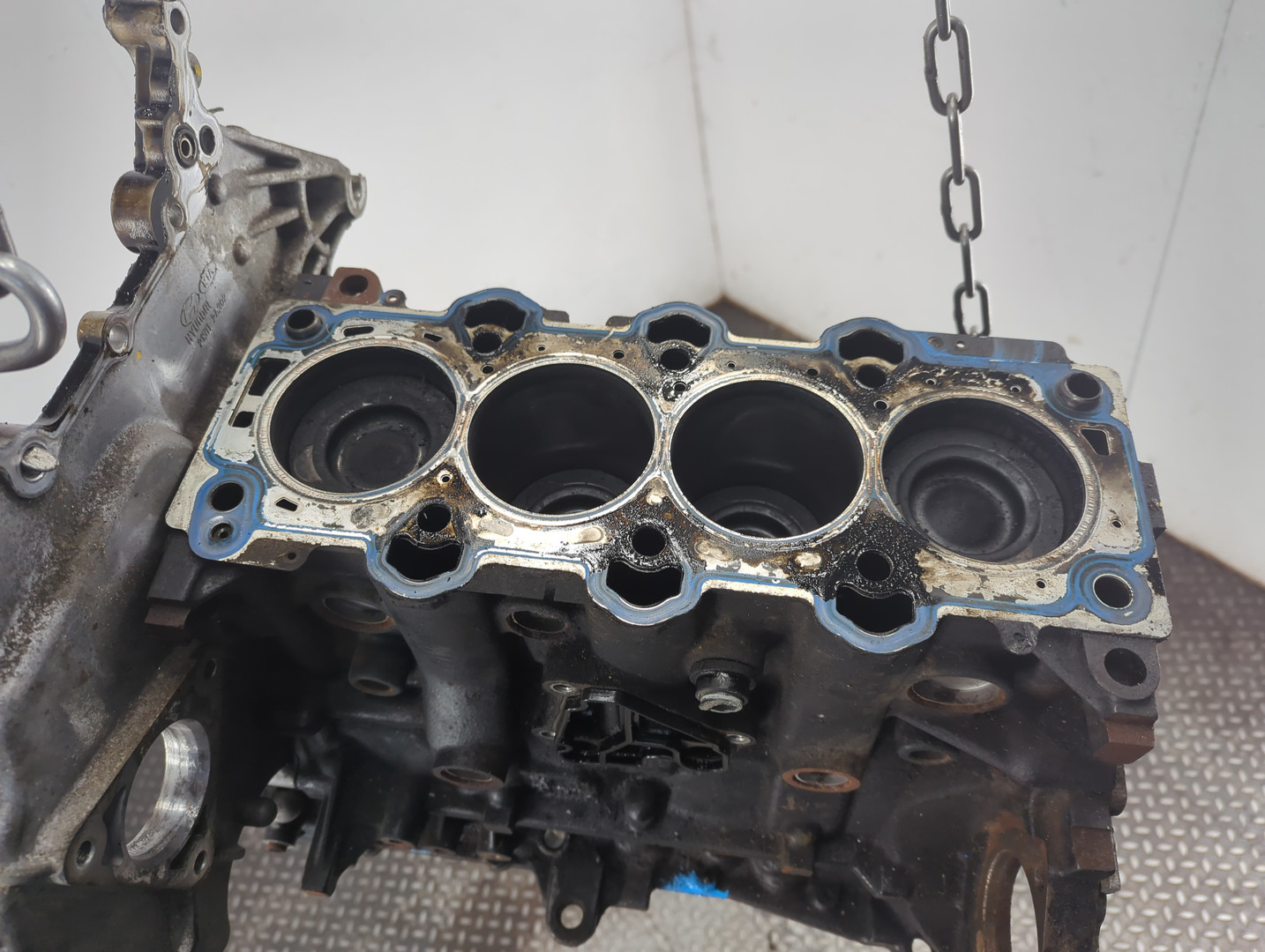 Блок двигателя