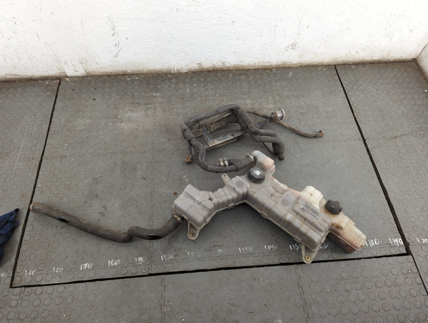 Бачок расширительный