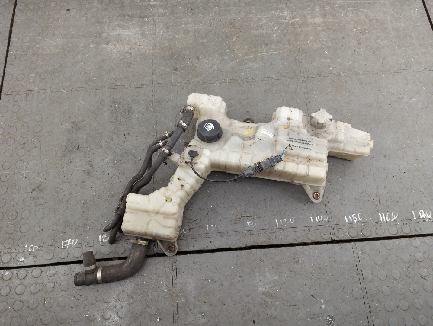 Бачок расширительный